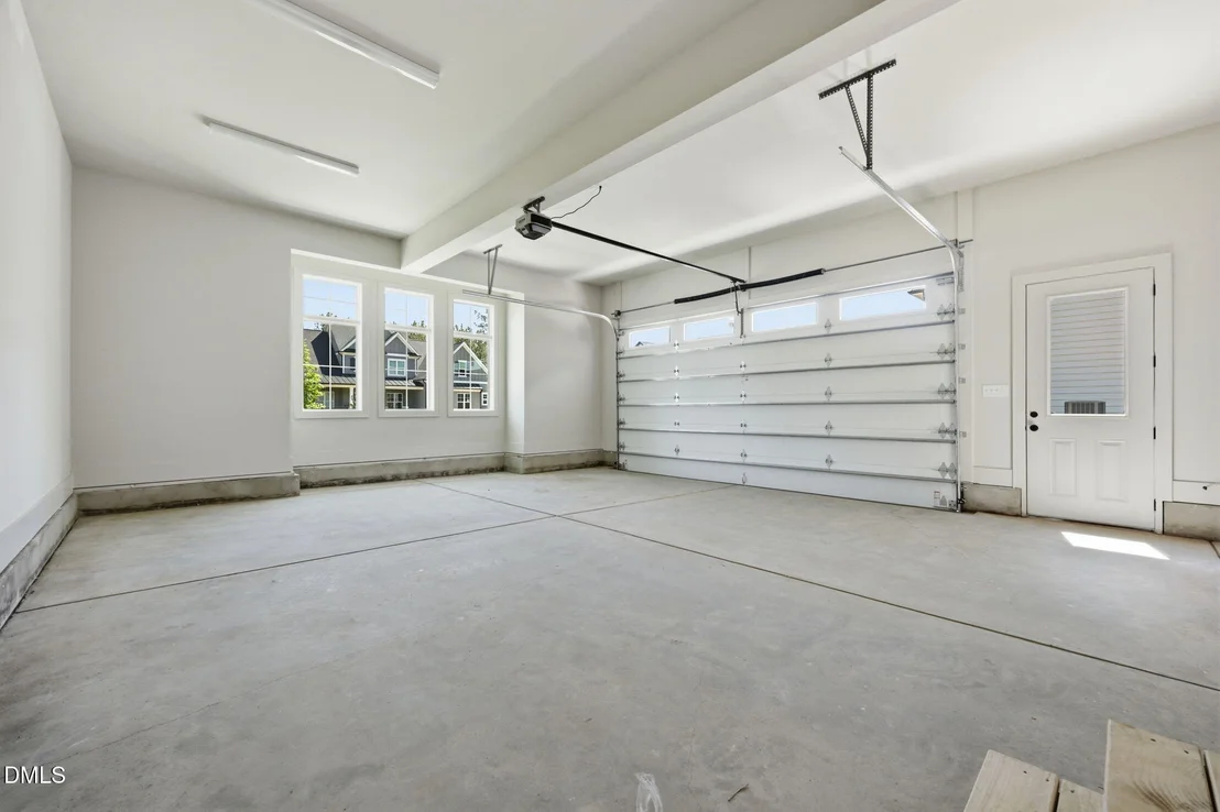 Photo of 35 Chestnut Oak Drive