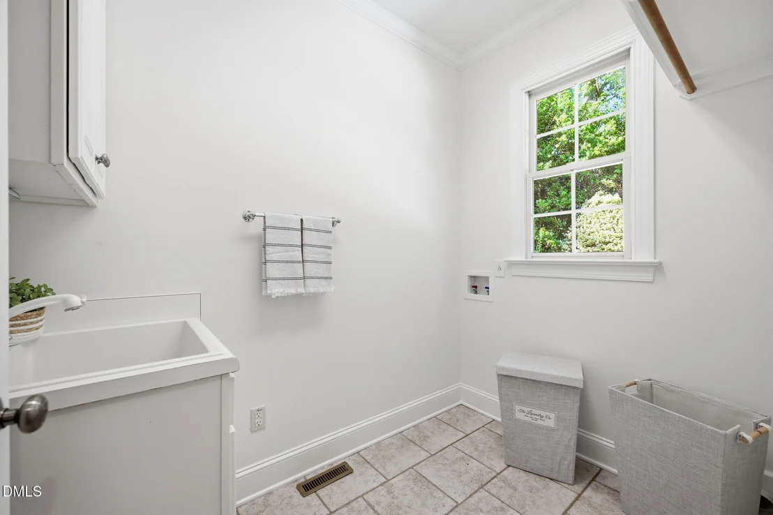 Photo of 8688 Barrett Ridge Road