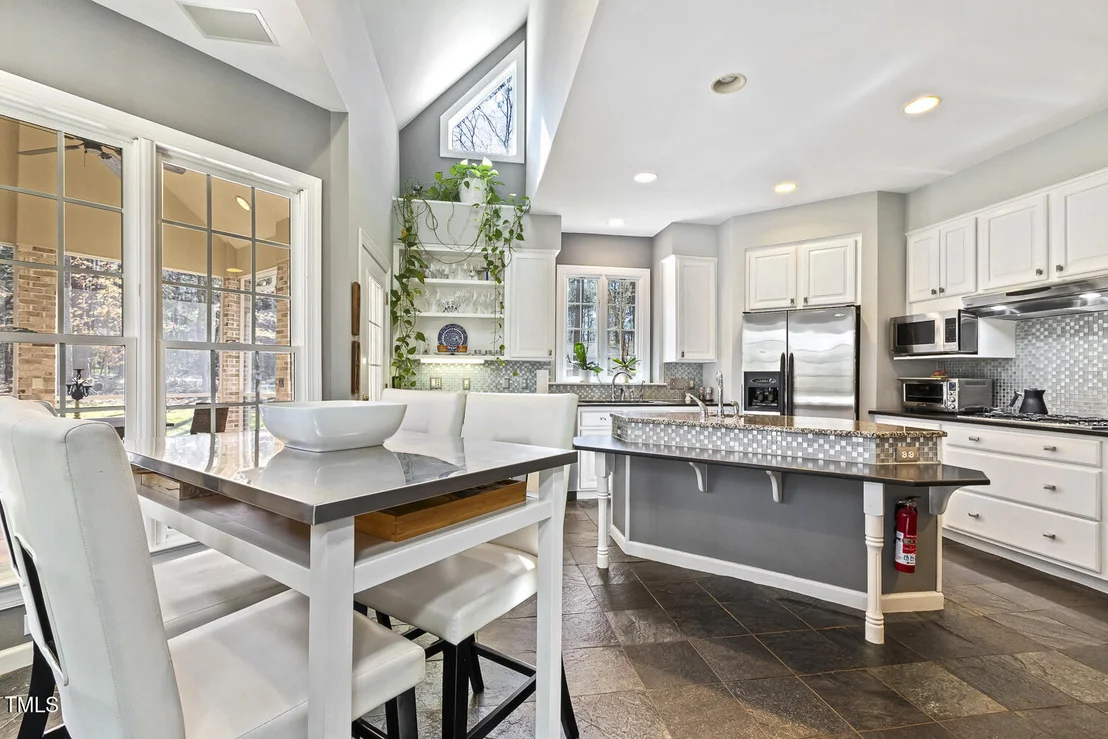 Photo of 7420 Heartland Drive