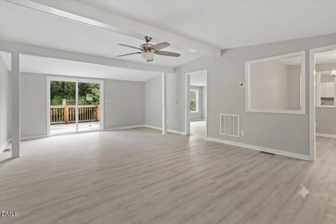 Photo of 581 Ed Thomas Road