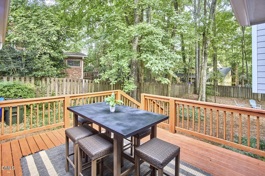 Photo of 2432 Sedgefield Drive