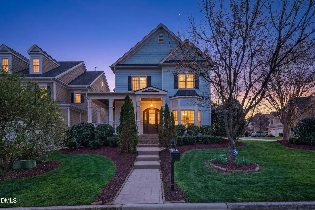 Photo of 2837 Cameron Pond Drive