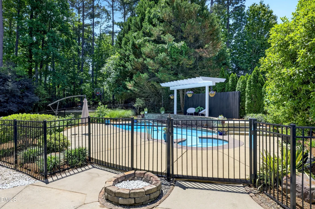 Photo of 945 Alden Bridge Drive