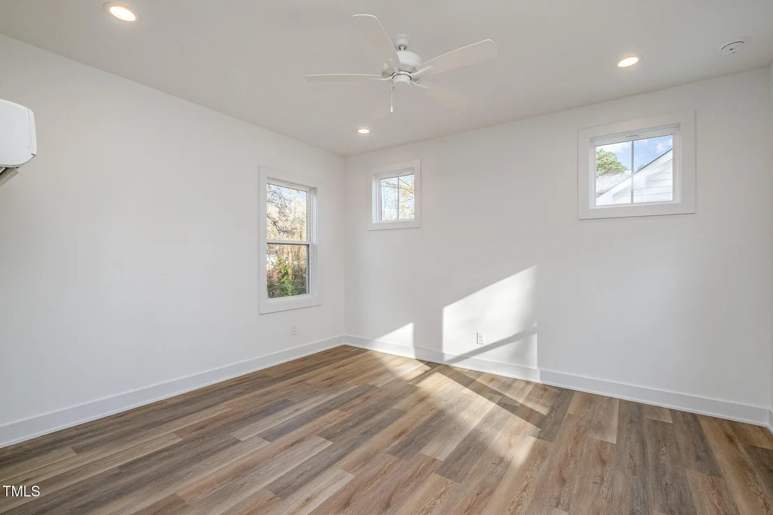 Photo of 1409 Sedgefield Street