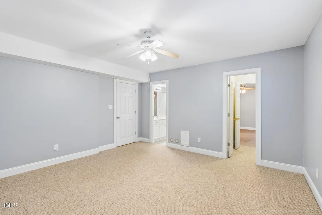 Photo of 2103 W Marilyn Circle