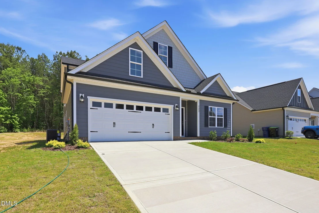 Photo of 122 Grinnell Loop