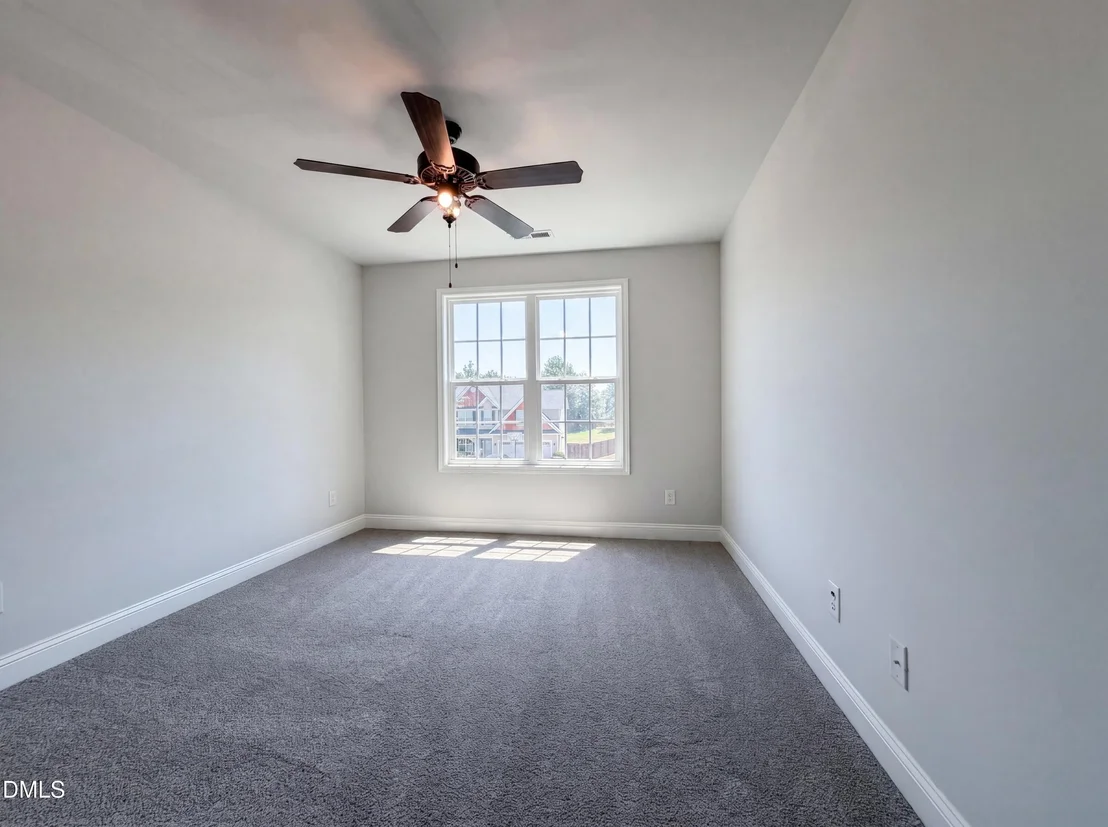 Photo of 858 Omaha Drive