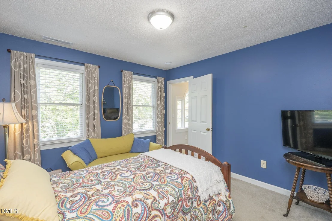 Photo of 708 Flagstone Way