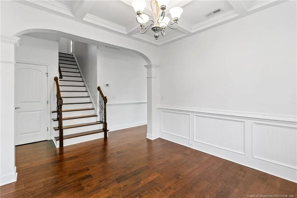 Photo of 106 Valley Stream Road