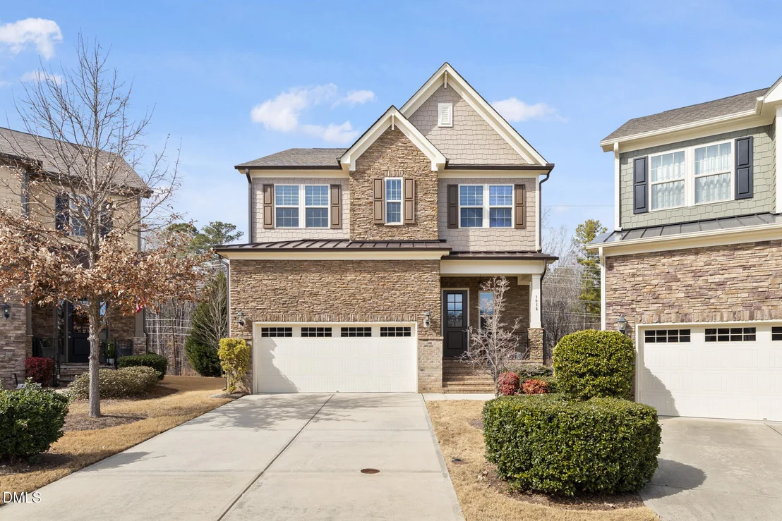 Photo of 1016 Regency Cottage Place