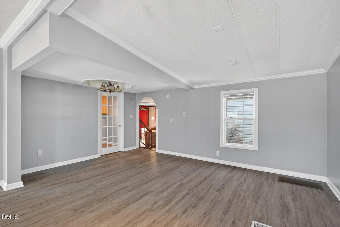 Photo of 1622 Lancaster Road