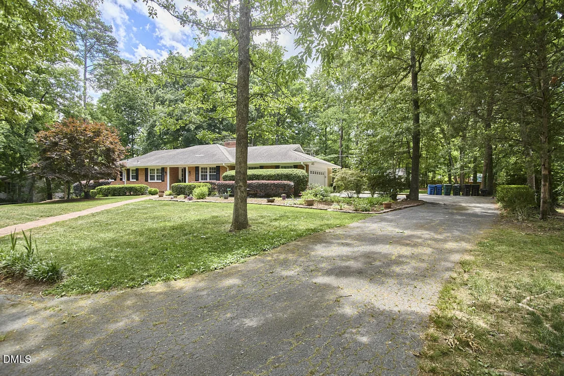Photo of 3815 Swarthmore Road