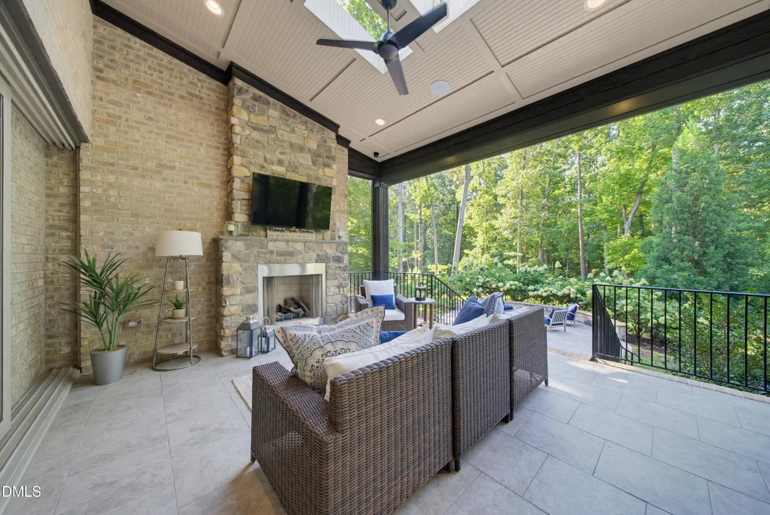 Photo of 7521 Summit Pine Way