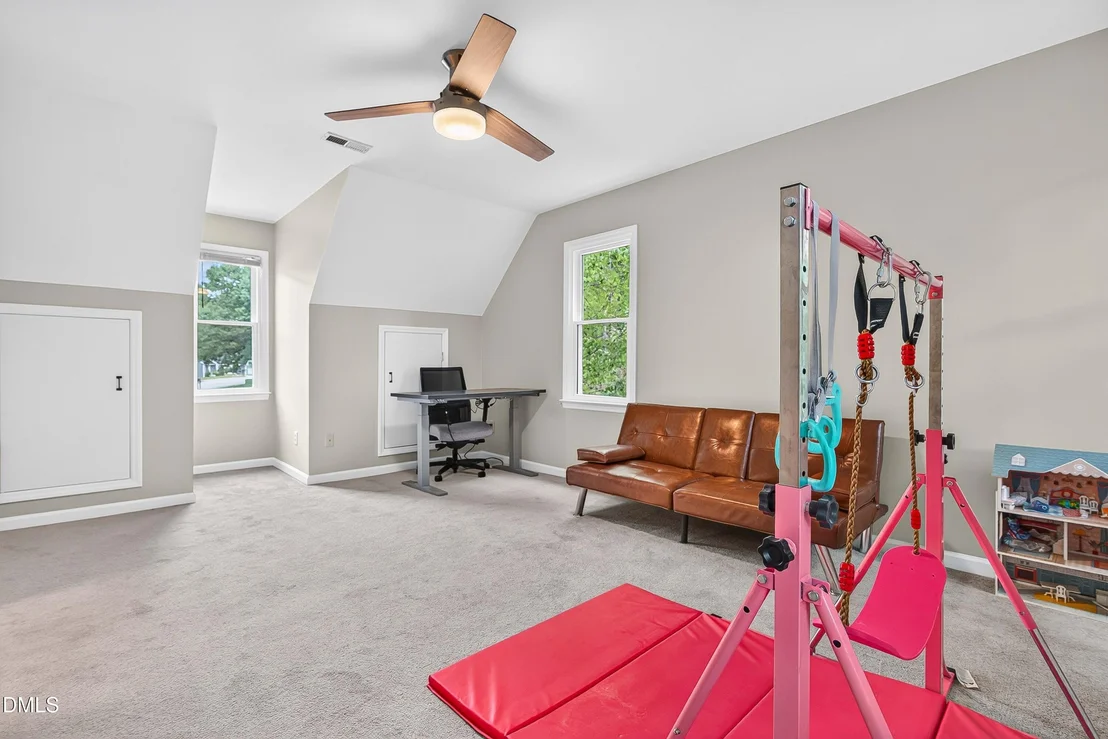 Photo of 908 Clifford Drive