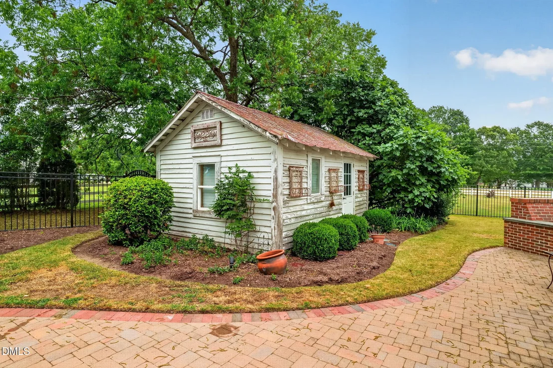Photo of 804 W Main Street