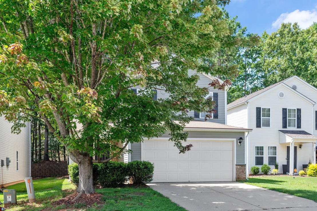 Photo of 213 Brookhaven Drive