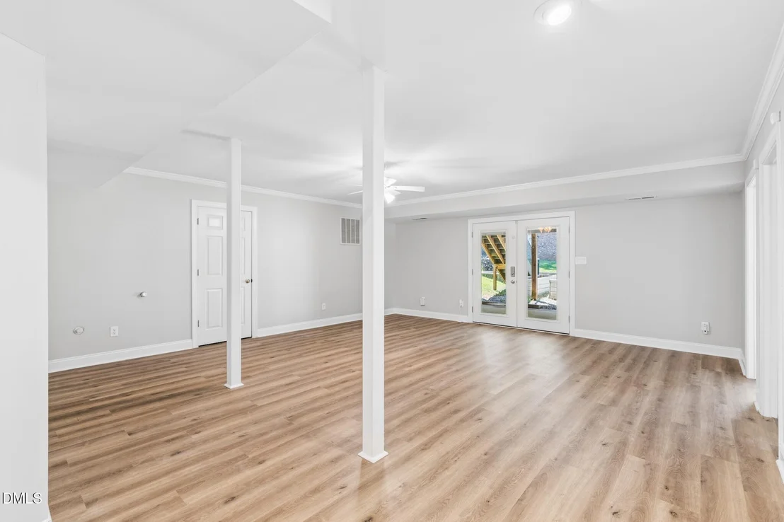 Photo of 2103 W Marilyn Circle