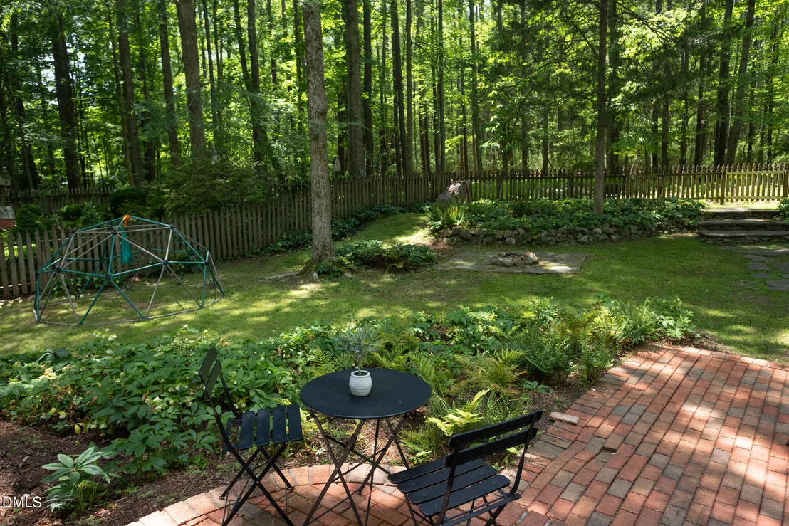 Photo of 414 Waterside Drive