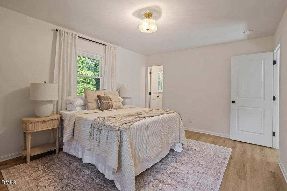Photo of 908 Tanglewood Drive
