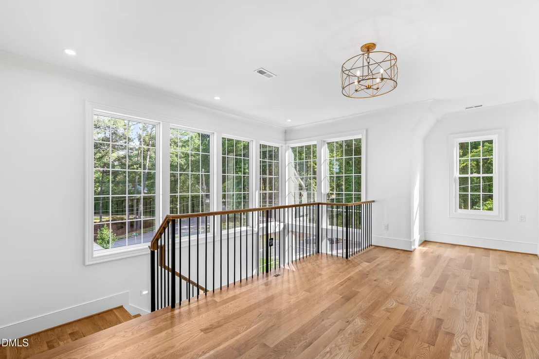 Photo of 6 Chantilly Place