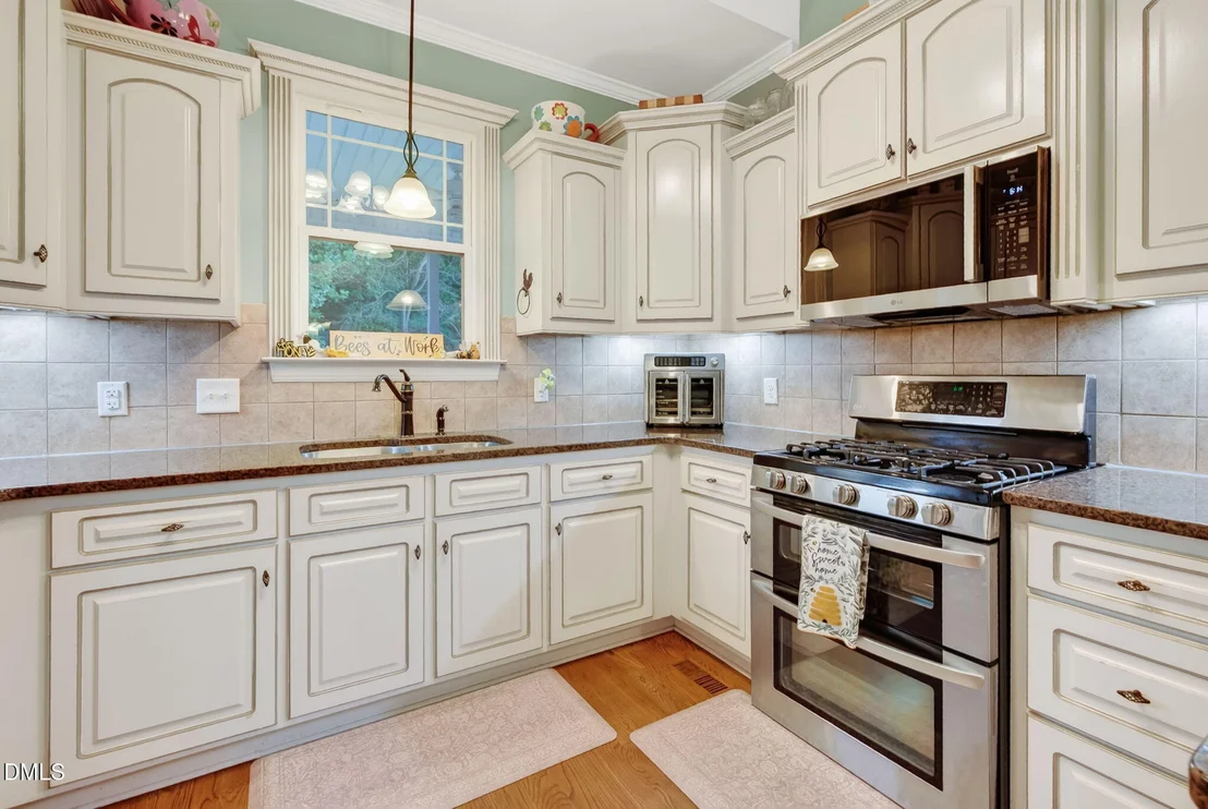 Photo of 308 Willowbrook Drive