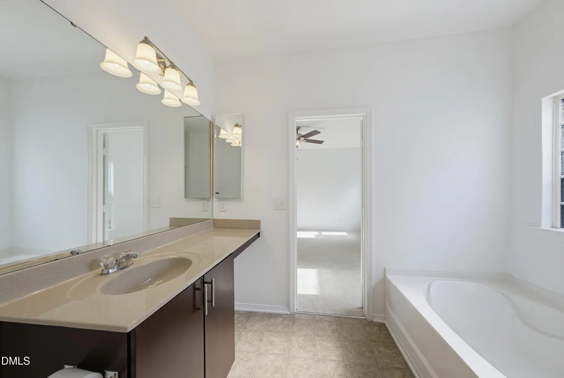 Photo of 205 Rosaline Lane
