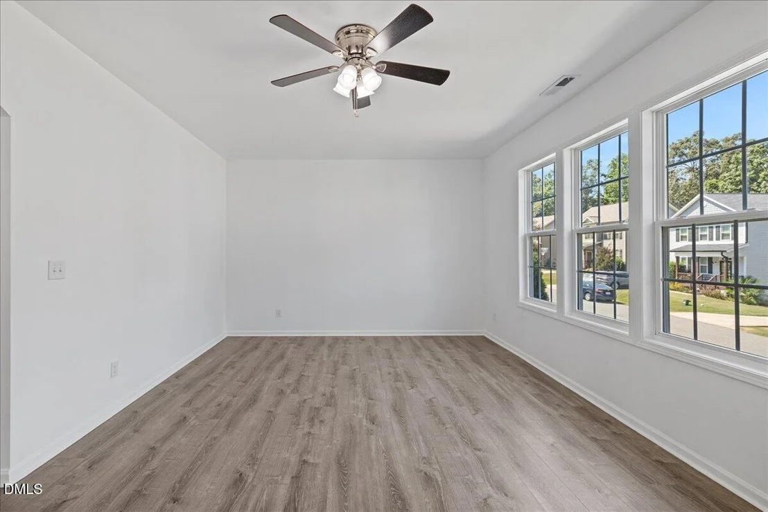 Photo of 324 Chamberlain Drive