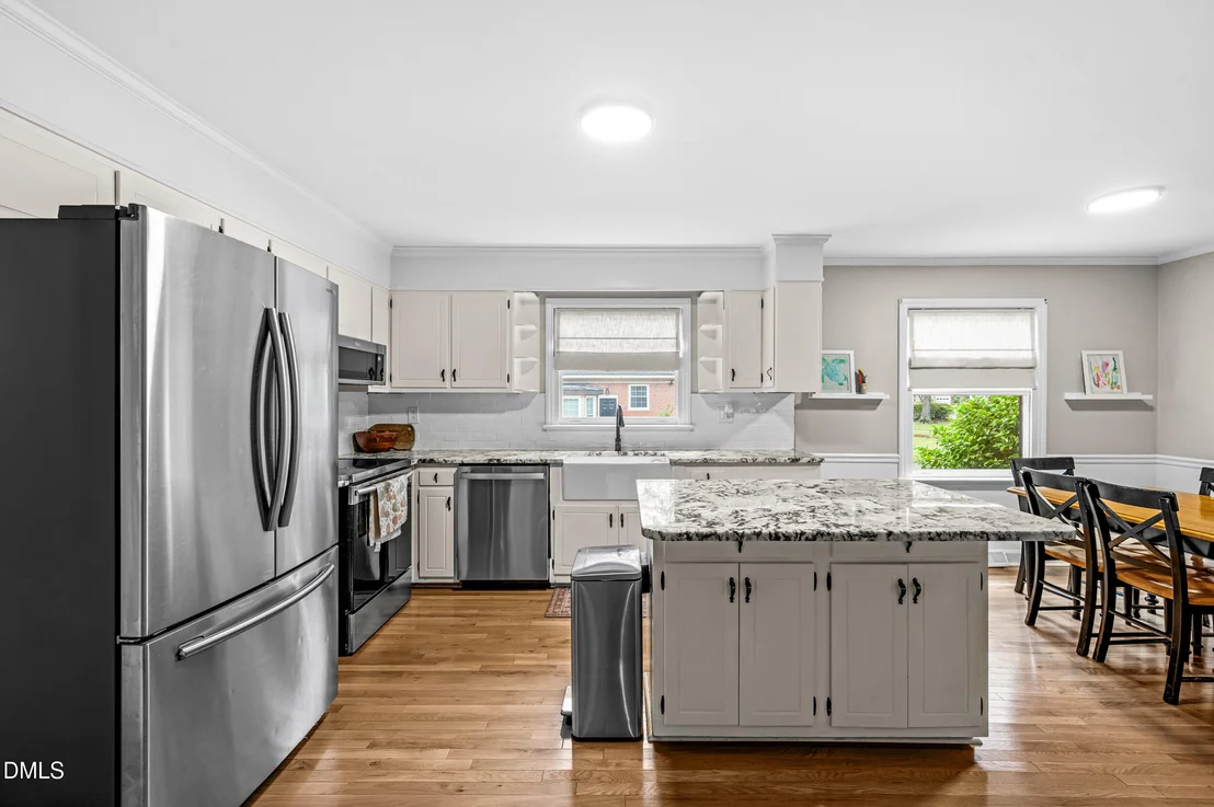 Photo of 1110 Chestnut Drive