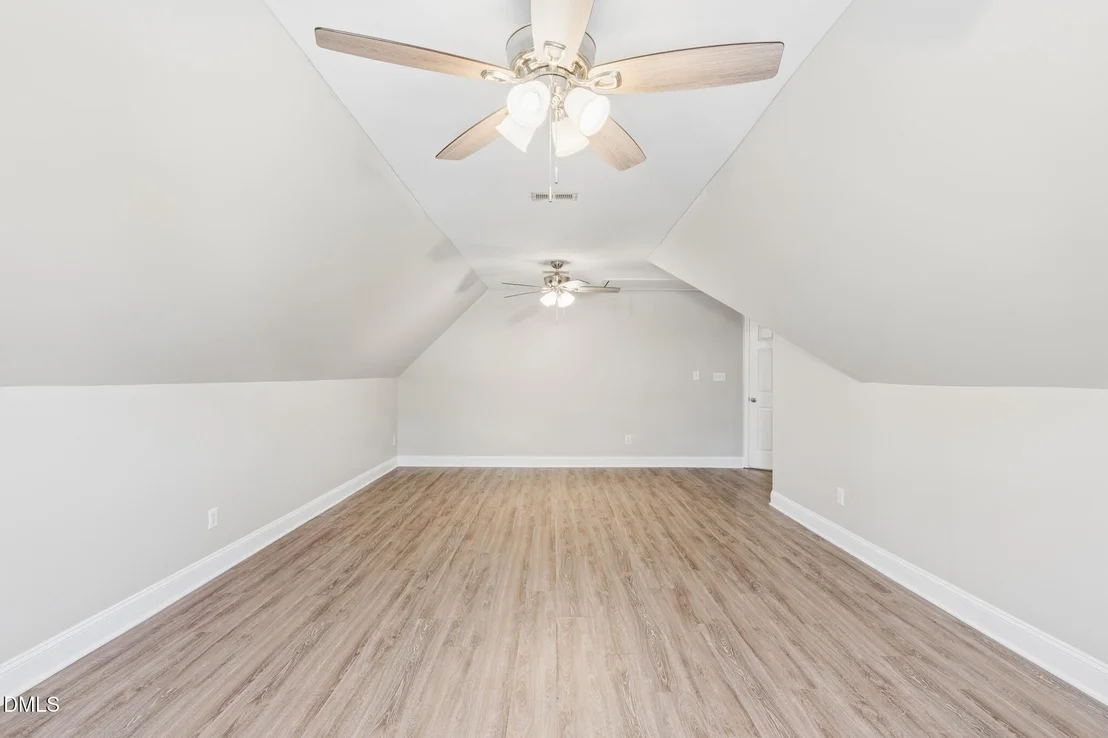 Photo of 2103 W Marilyn Circle