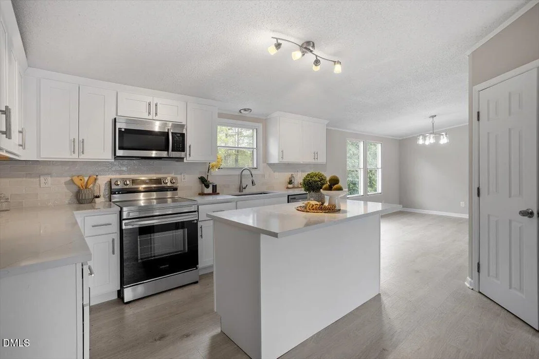 Photo of 493 Williams Road