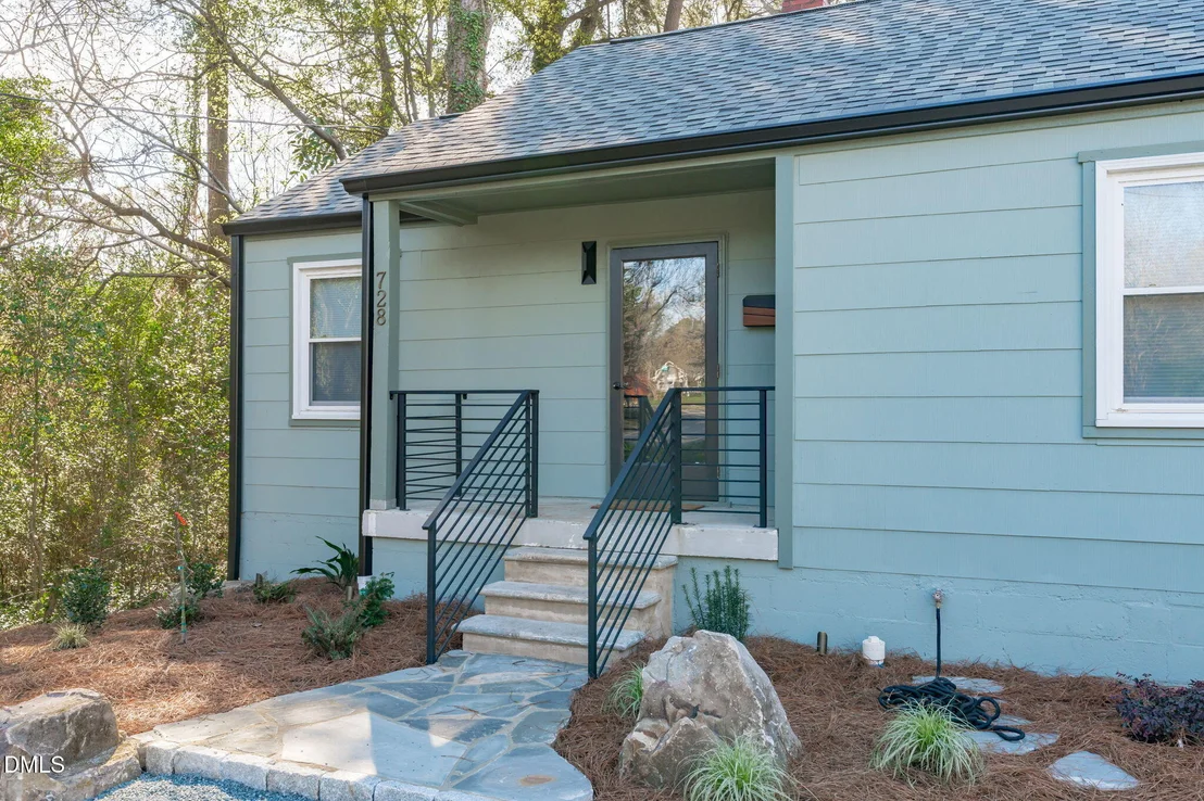 Photo of 728 Brighton Road