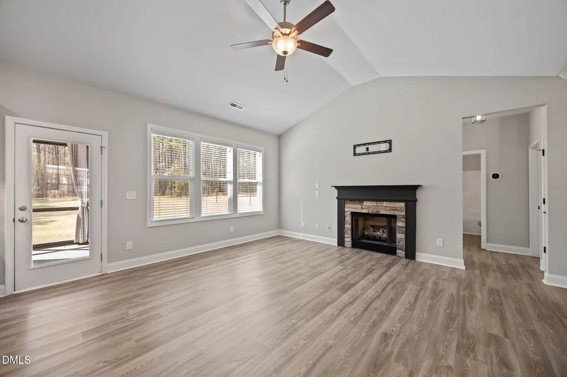 Photo of 53 N Titus Lane