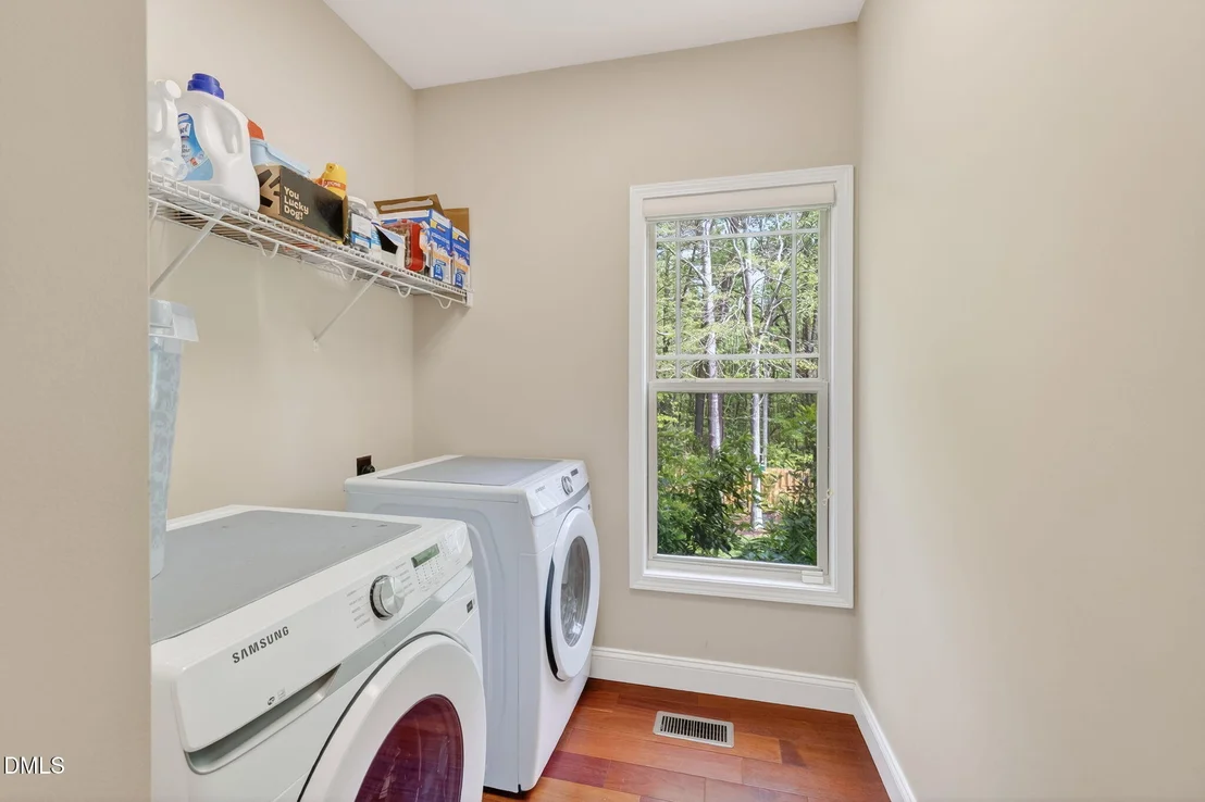Photo of 9104 Linslade Way