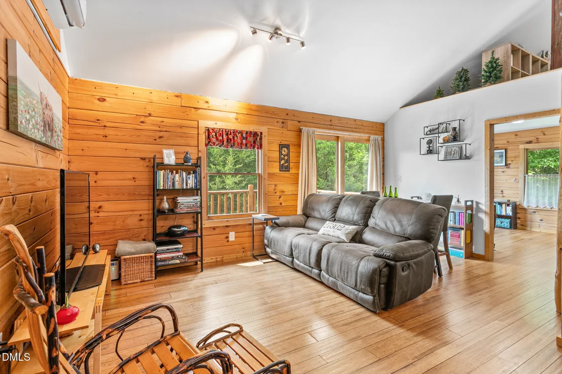 Photo of 3953 Paylor Road