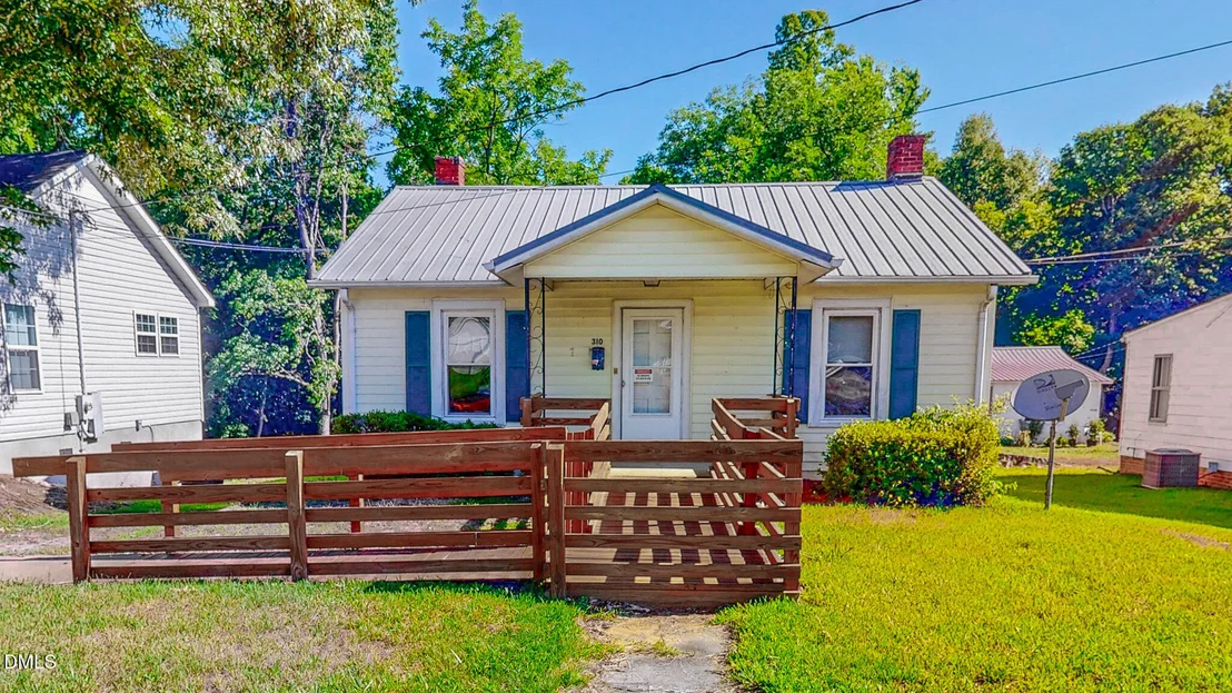 Photo of 310 Barnette Avenue