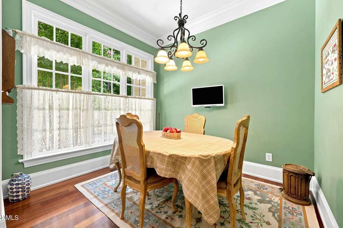 Photo of 6102 Treyburn Point Drive