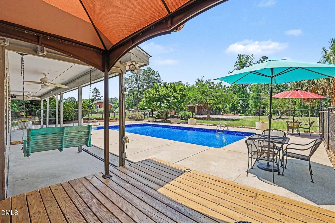 Photo of 2256 Shotwell Road