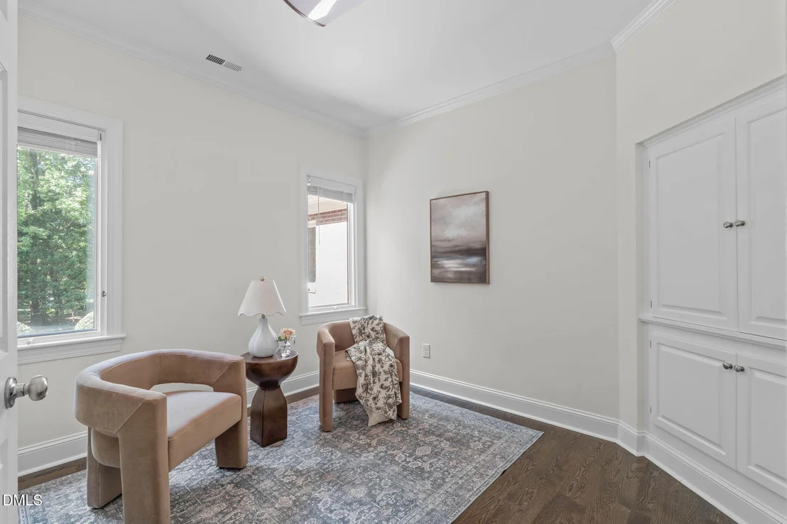 Photo of 206 Johnstone Court