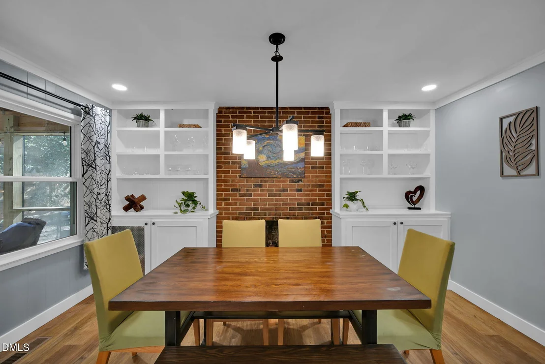 Photo of 5920 Whittier Drive