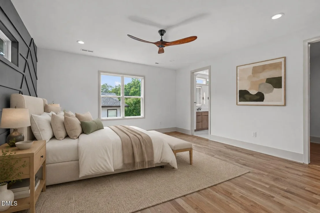 Photo of 1005 Addison Place