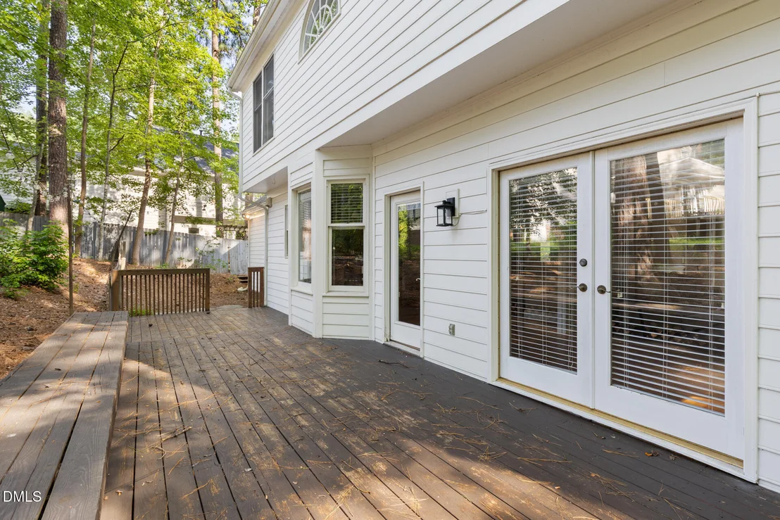Photo of 2204 Meade Lane