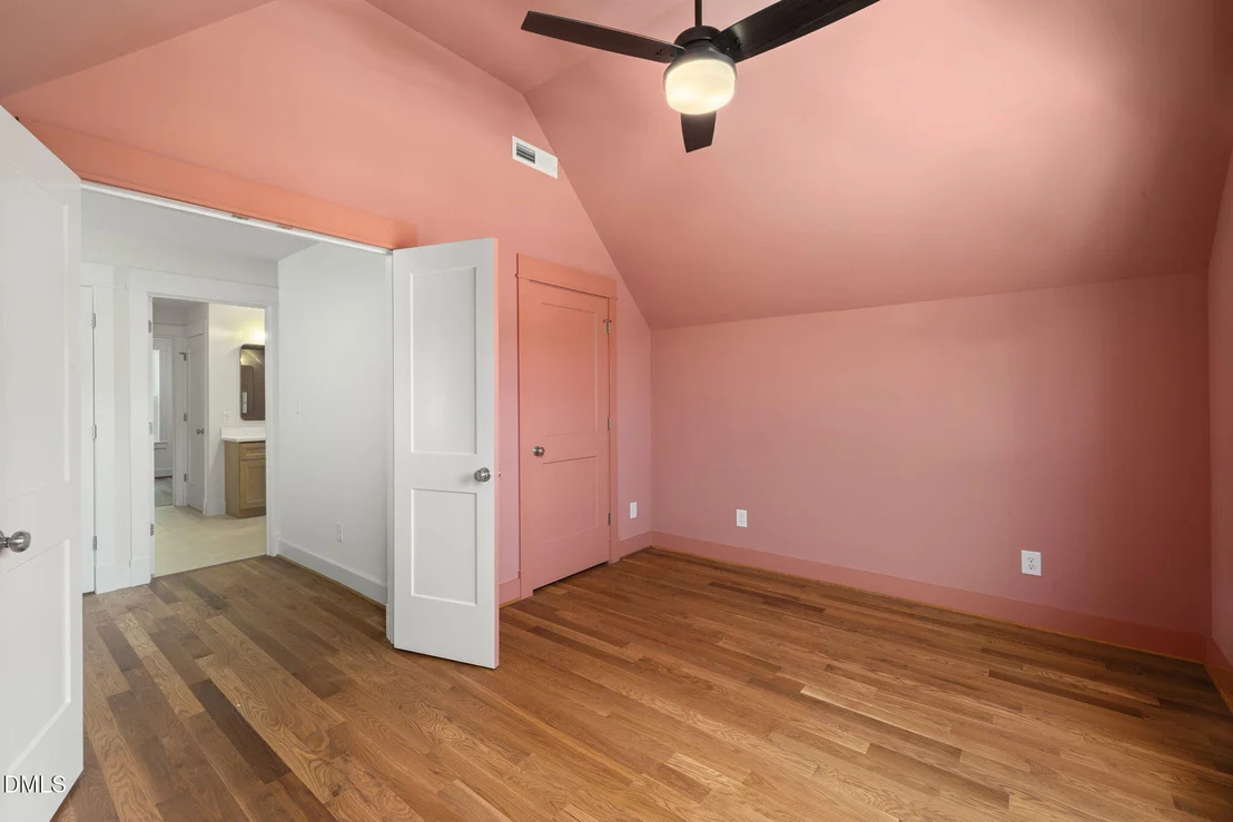 Photo of 614 Hemlock Avenue