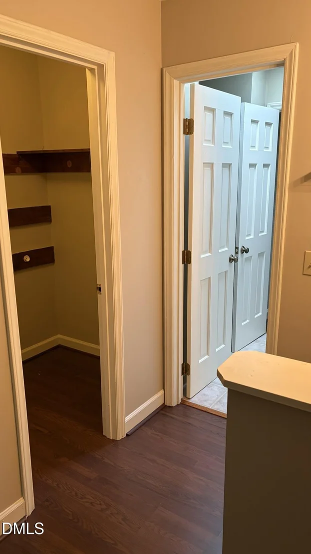 Photo of 1040 Rolling Knoll Road