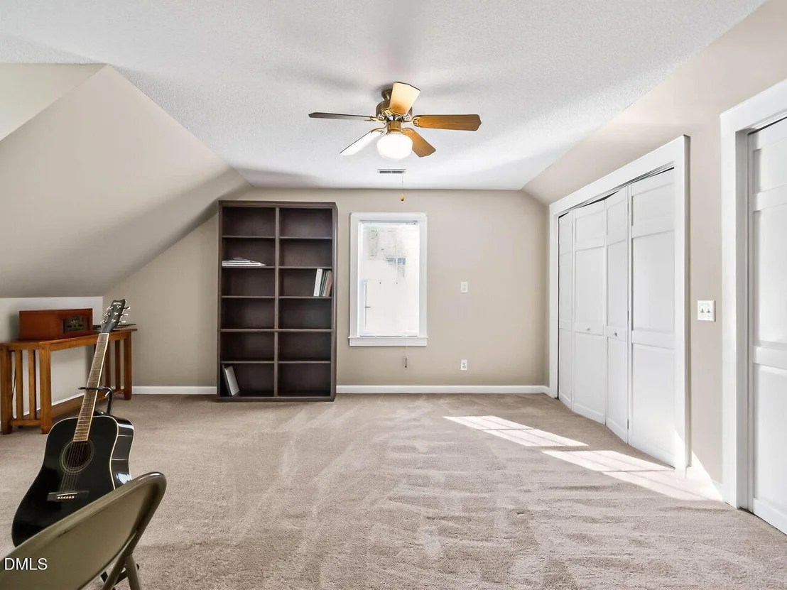 Photo of 1425 Raybon Drive