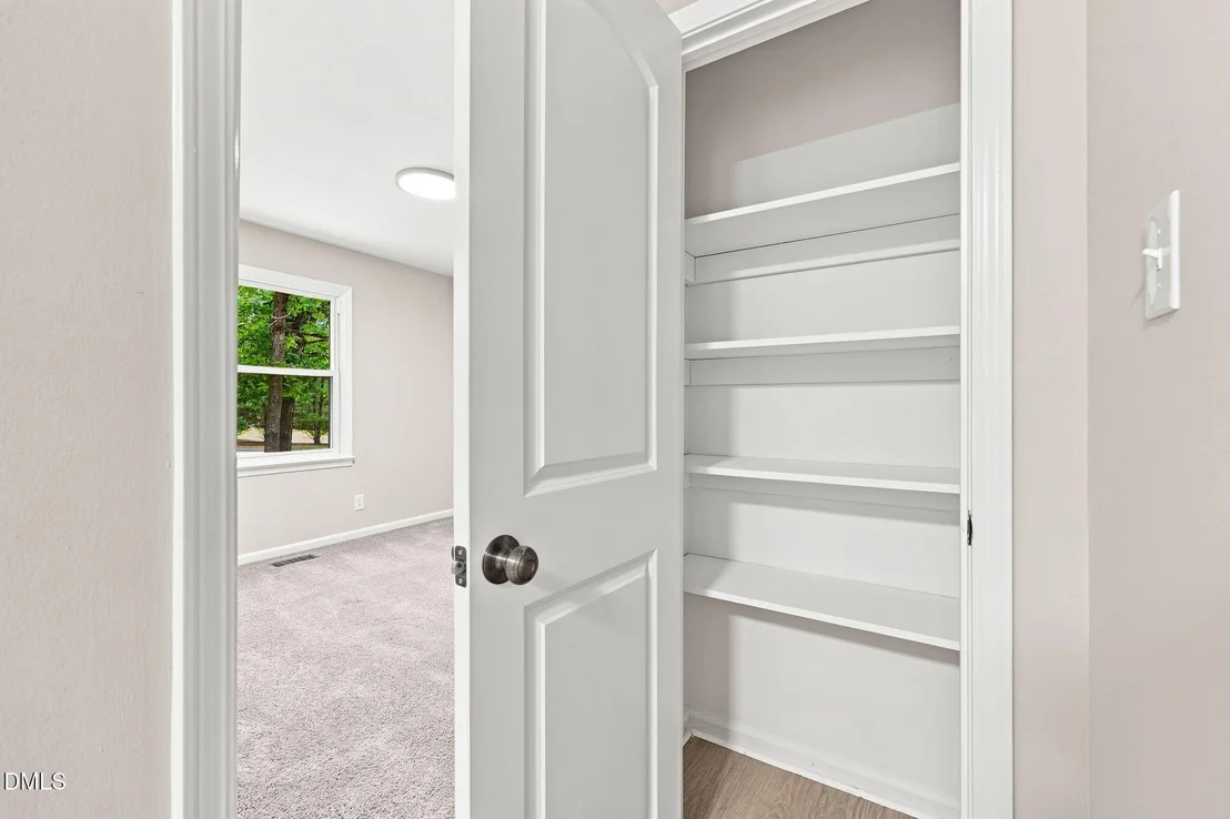 Photo of 807 Yosemite Circle