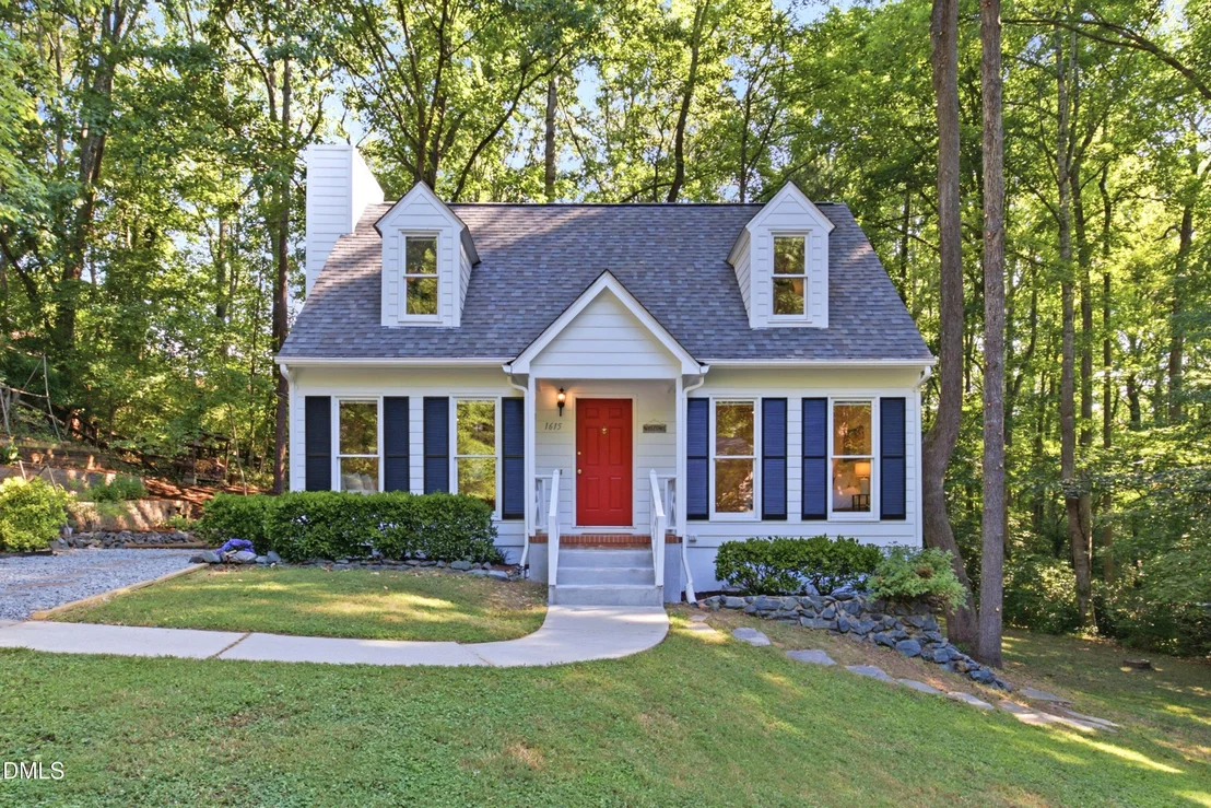 Photo of 1615 Valley Run