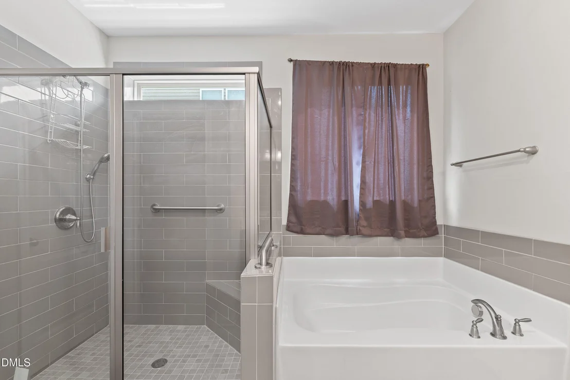 Photo of 77 Carbone Lane