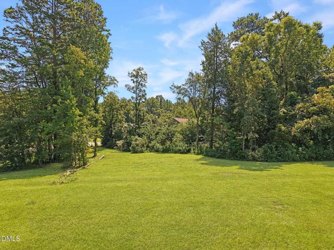 Photo of 231 Nuthatch Lane