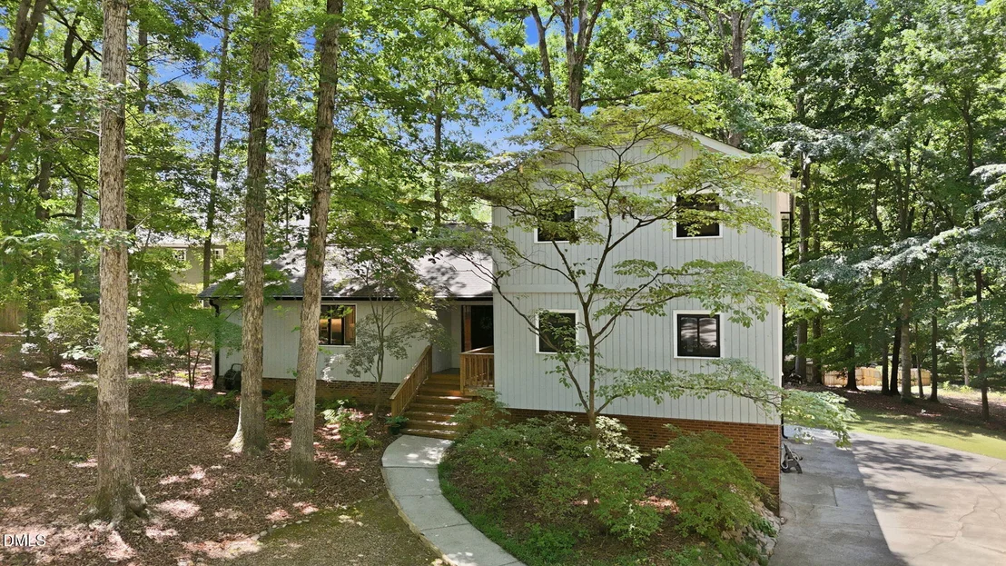 Photo of 6101 Dresden Lane