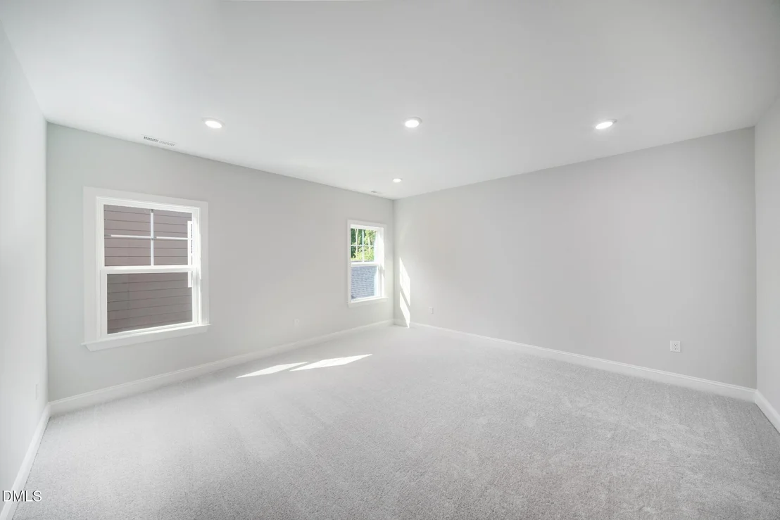 Photo of 129 Fablewood Trail